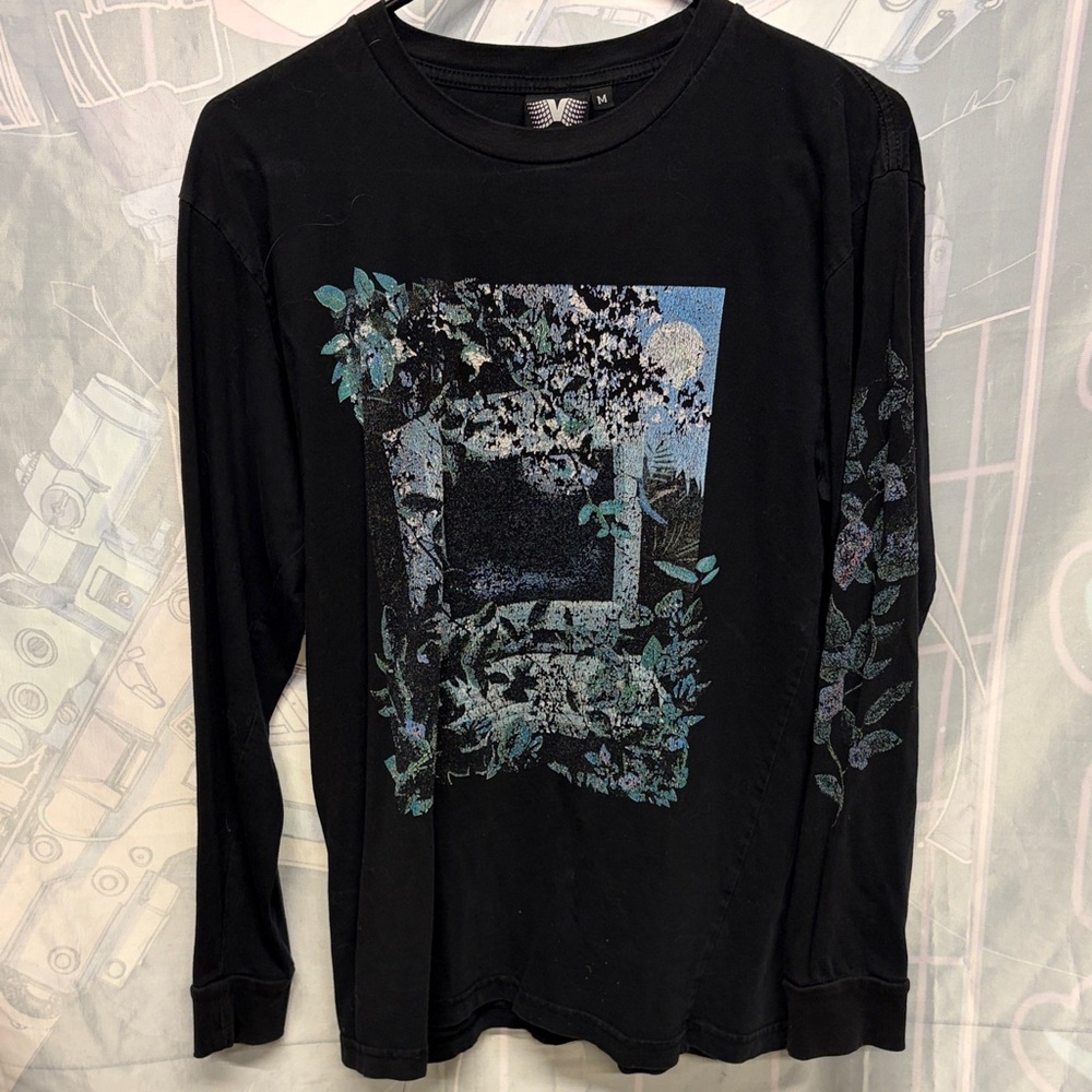 Vapor 95 long sleeve floppy disk arms desktop computer graphic tee